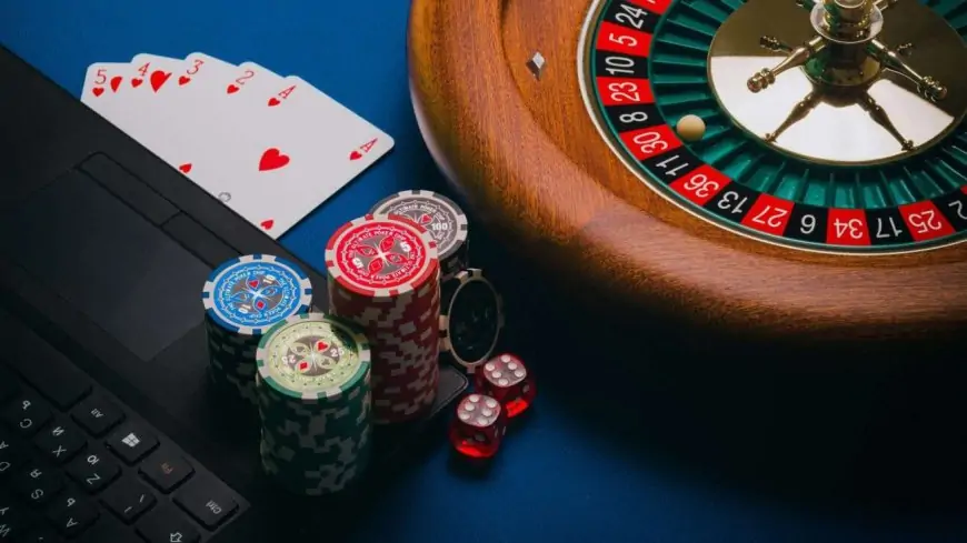 Top 5 Reasons Why Millennials Love Online Gambling
