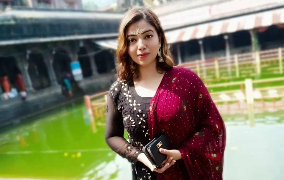 50+ Indian Web Series Actress Name with Photo 2022 35 Rekha mona sarkar in salwar frok suit black